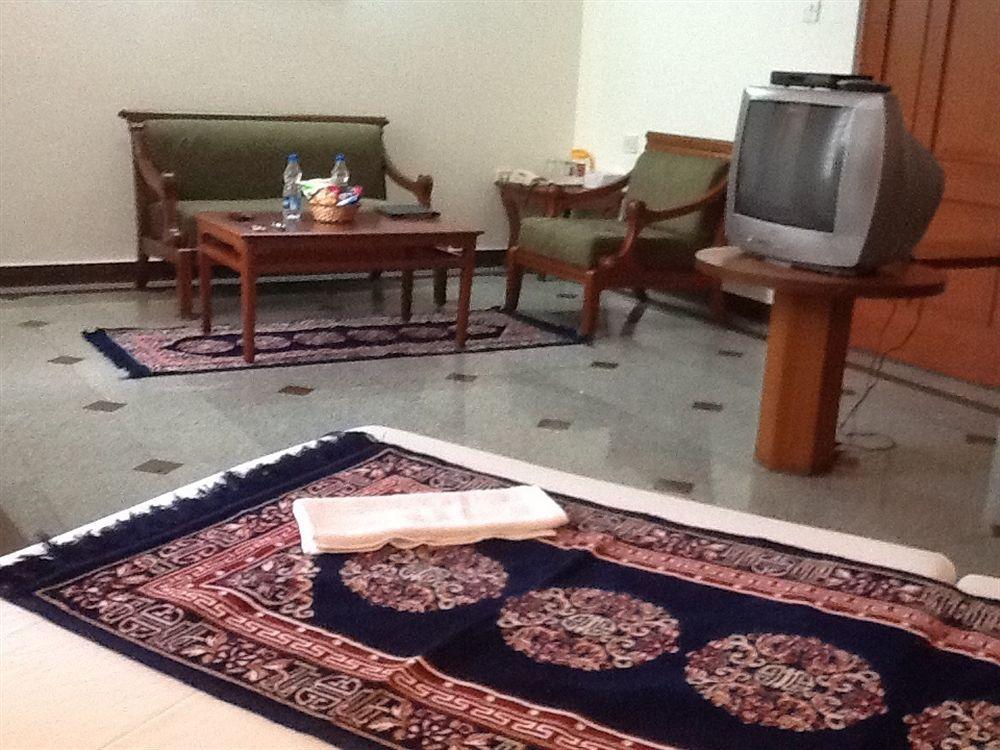 Hotel Kanishka Phg Bangalore Esterno foto