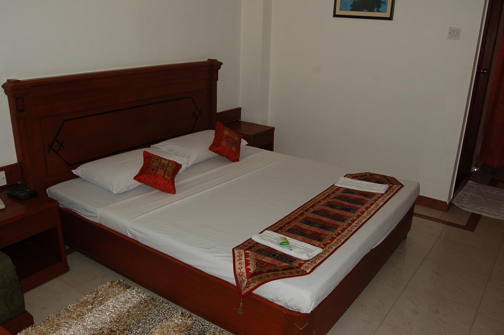 Hotel Kanishka Phg Bangalore Camera foto